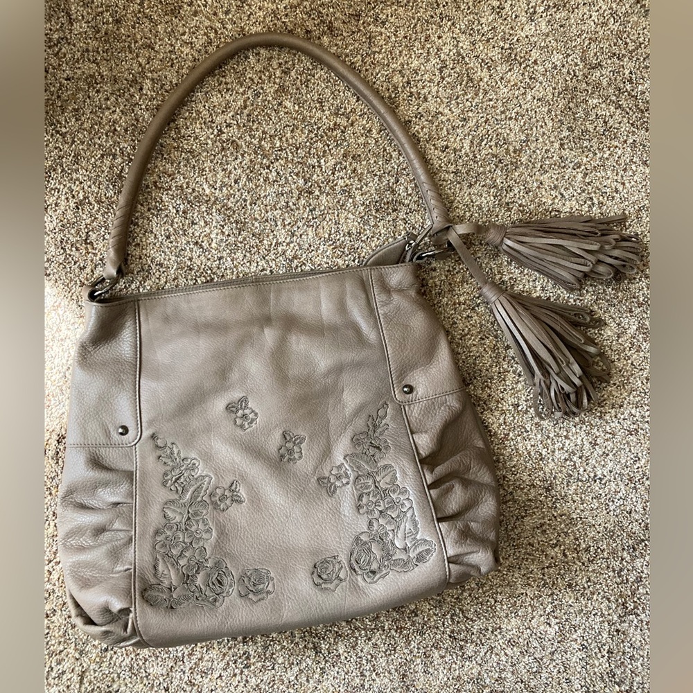 Isabella Fiore tote taupe leather color